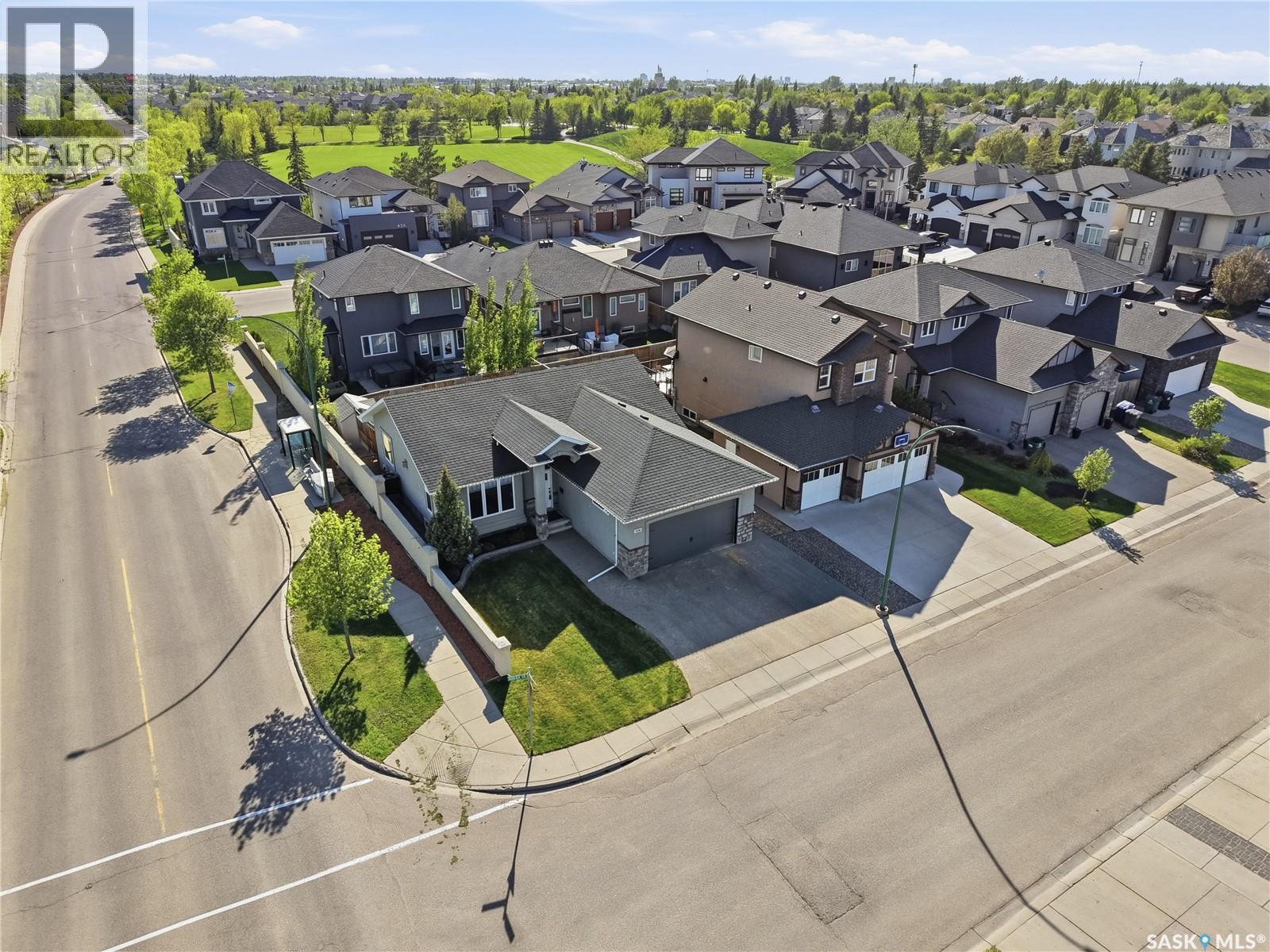 326 Horlick Crescent, Saskatoon, SK