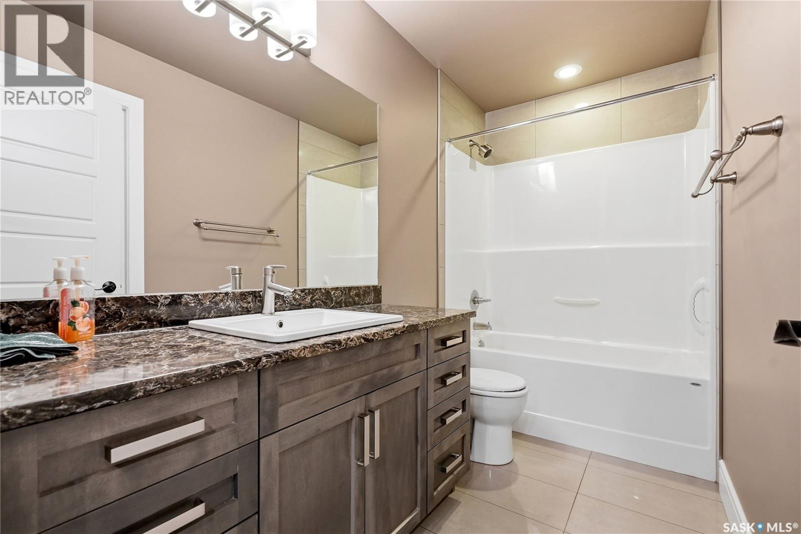 326 Horlick Crescent, Saskatoon, SK