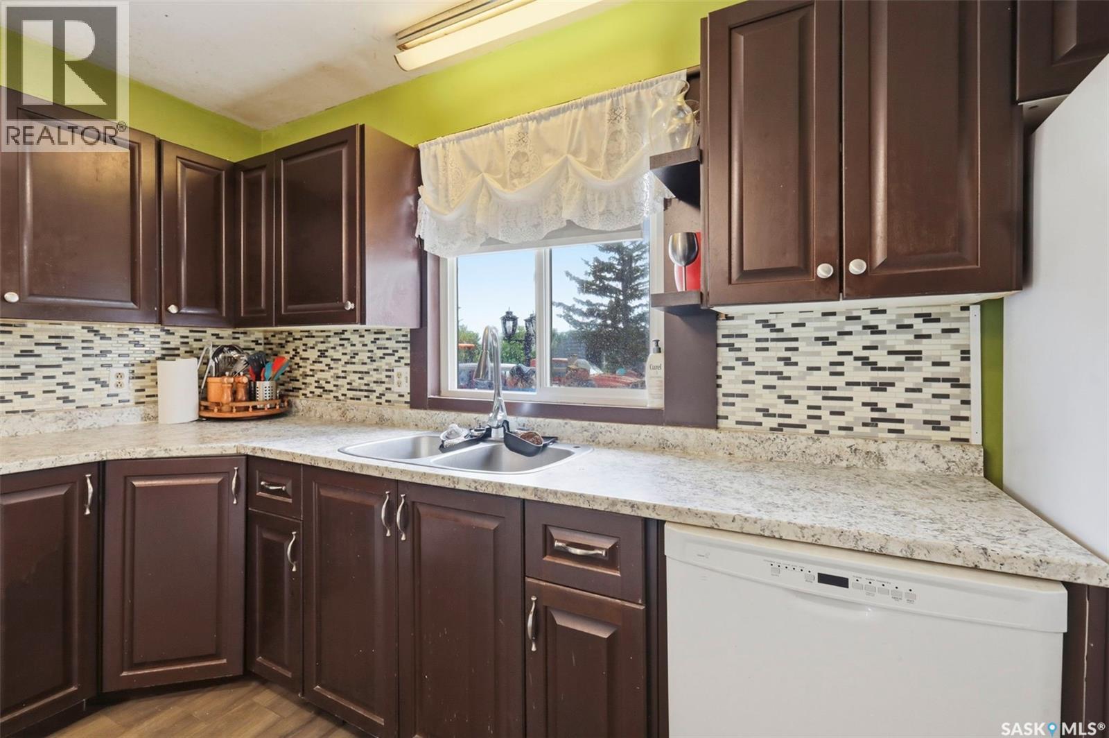 Elstad Acreage, Monet Rm No. 257, SK