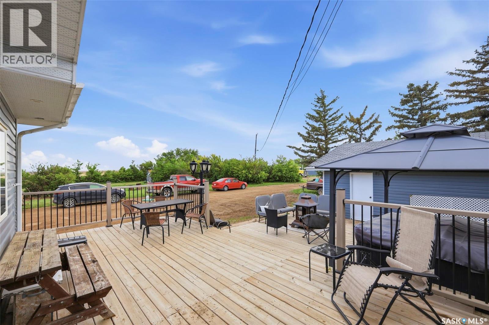 Elstad Acreage, Monet Rm No. 257, SK