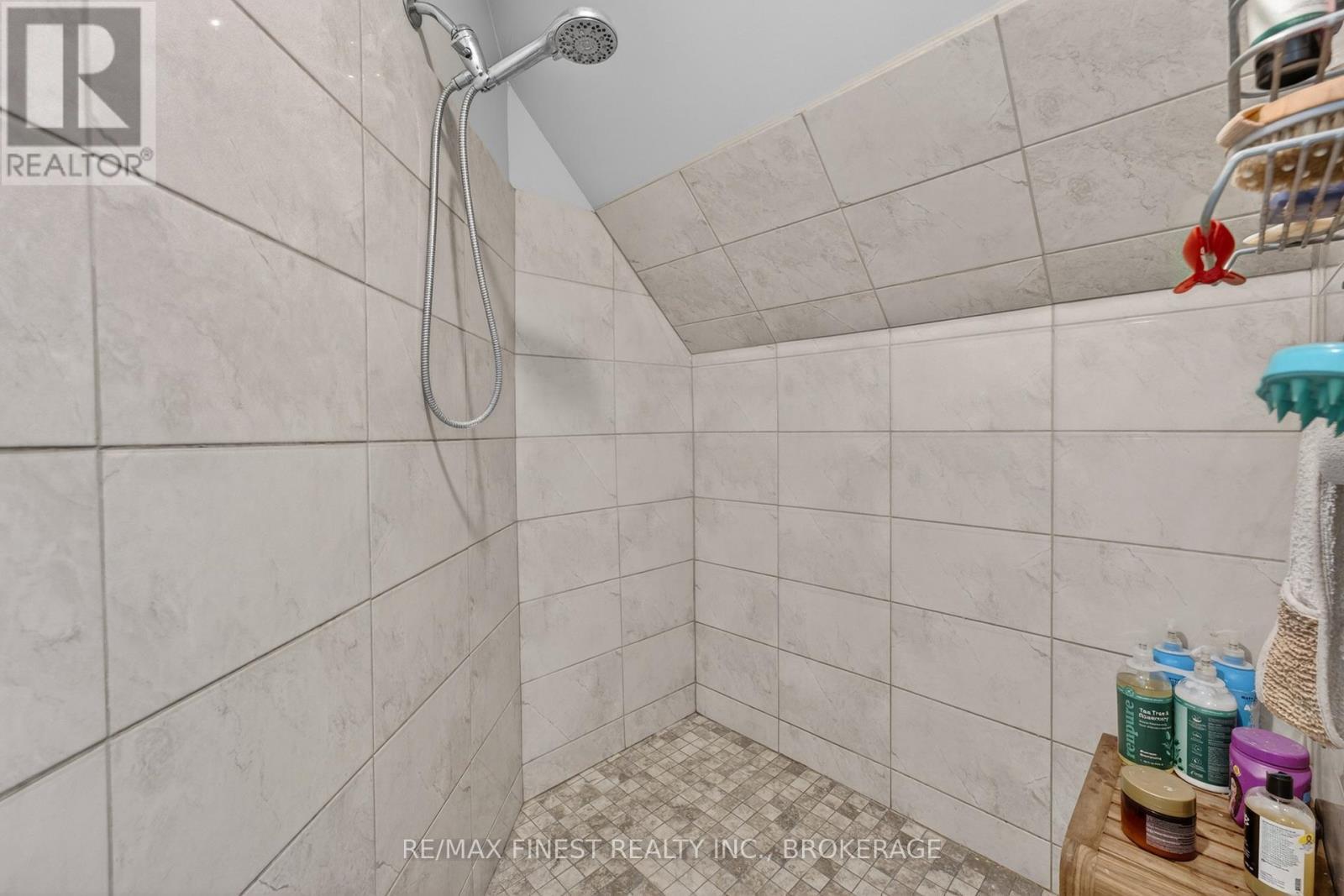 2388 Horning Road, Frontenac (Frontenac South), ON