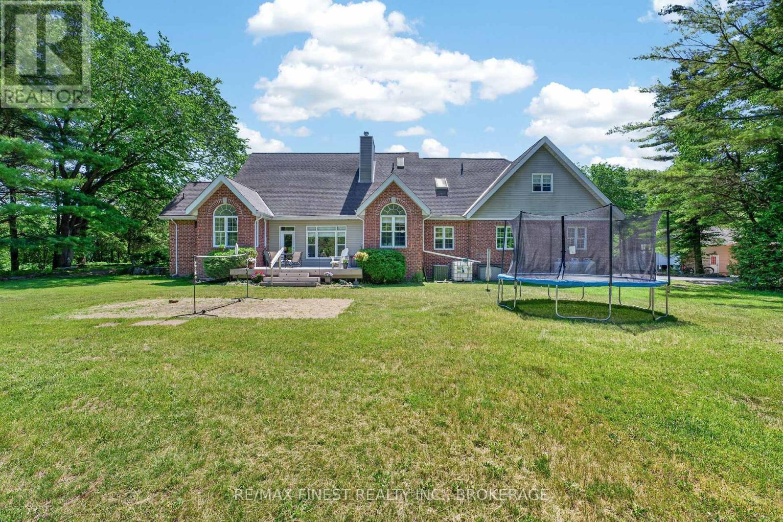 2388 Horning Road, Frontenac (Frontenac South), ON