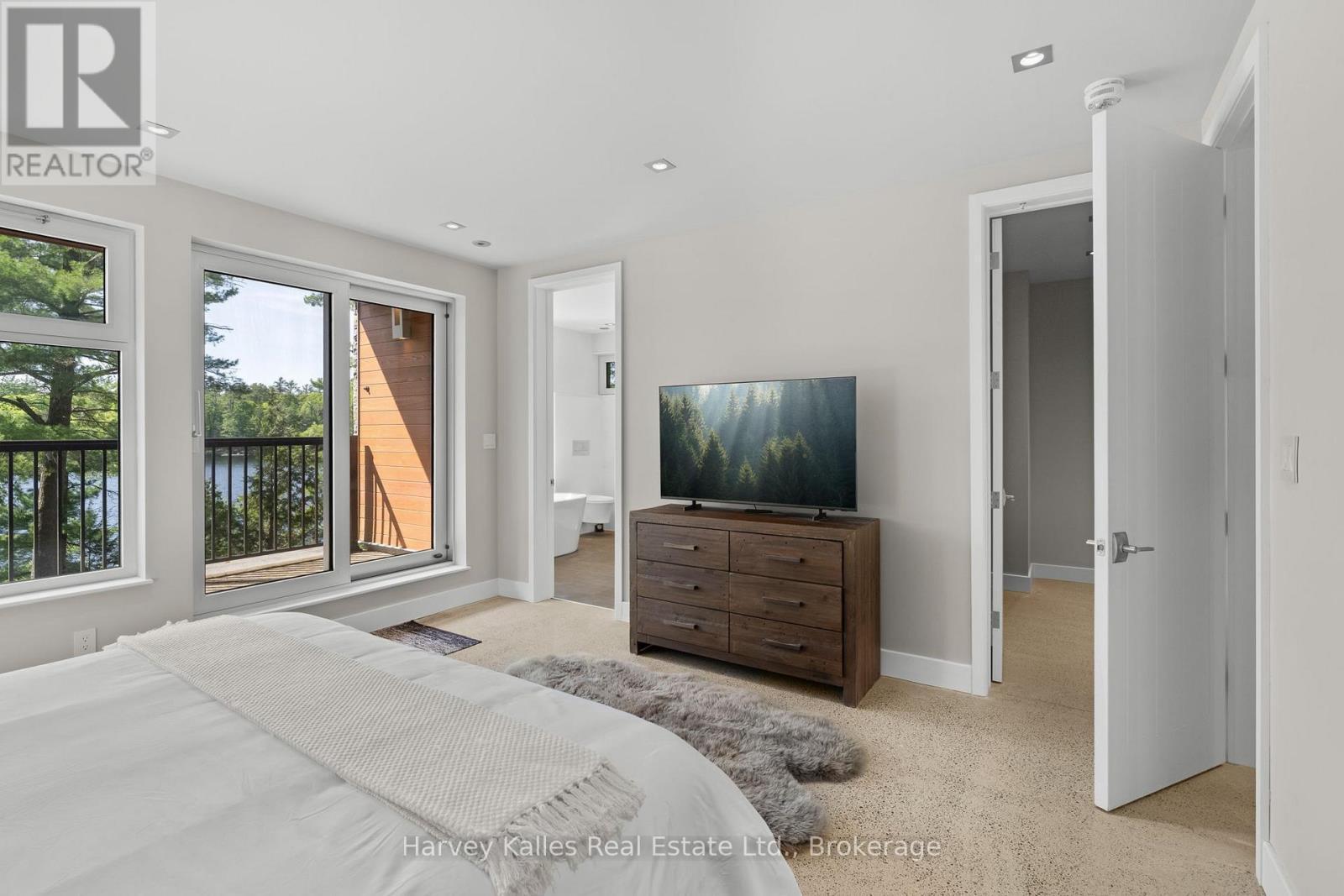 Second primary suite - 43 Houston Lane, Seguin, ON