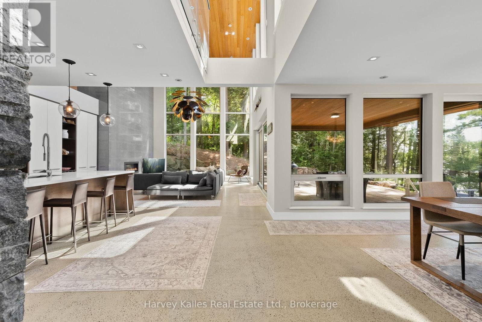 Bright, open concept floor plan - 43 Houston Lane, Seguin, ON