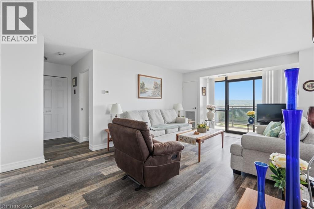 301 Frances Avenue Unit# 1207, Stoney Creek, ON