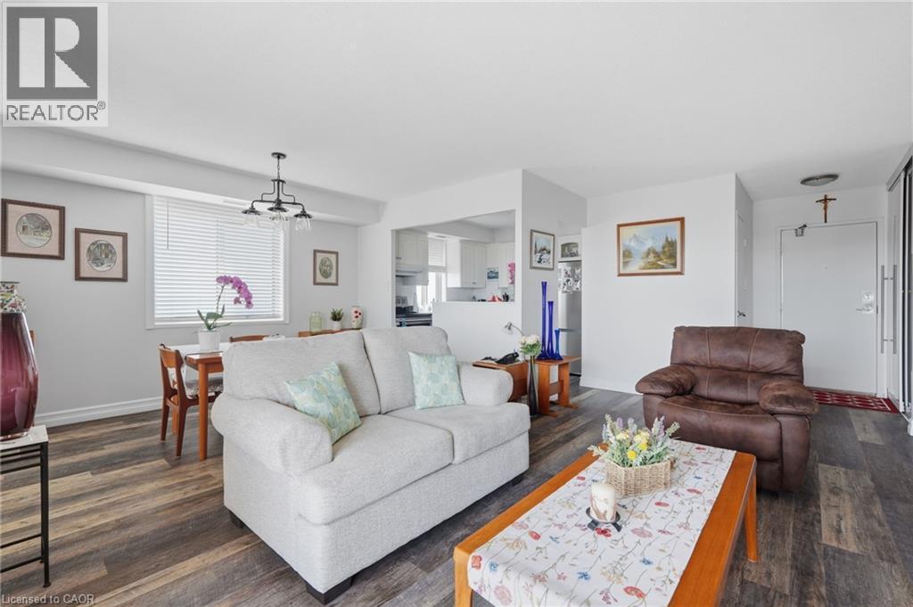301 Frances Avenue Unit# 1207, Stoney Creek, ON