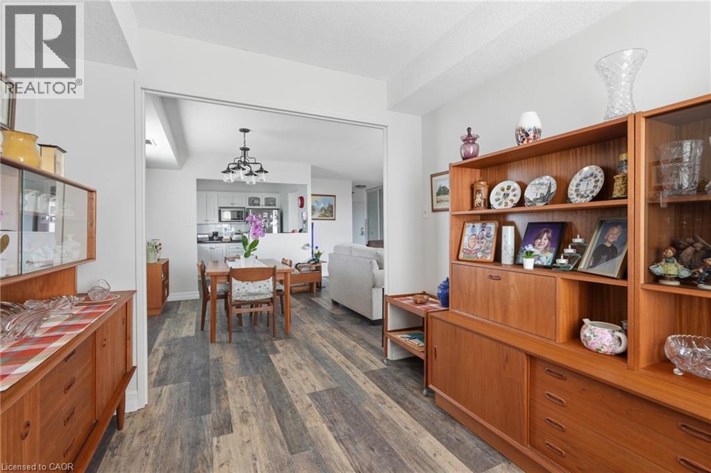 301 Frances Avenue Unit# 1207, Stoney Creek, ON
