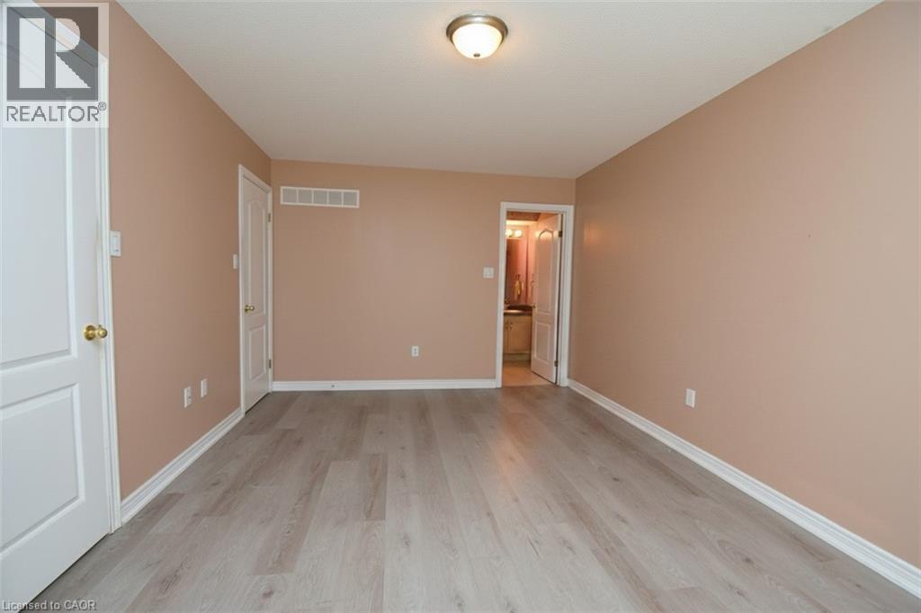 2 Harbour Drive Unit# 17, Stoney Creek, ON
