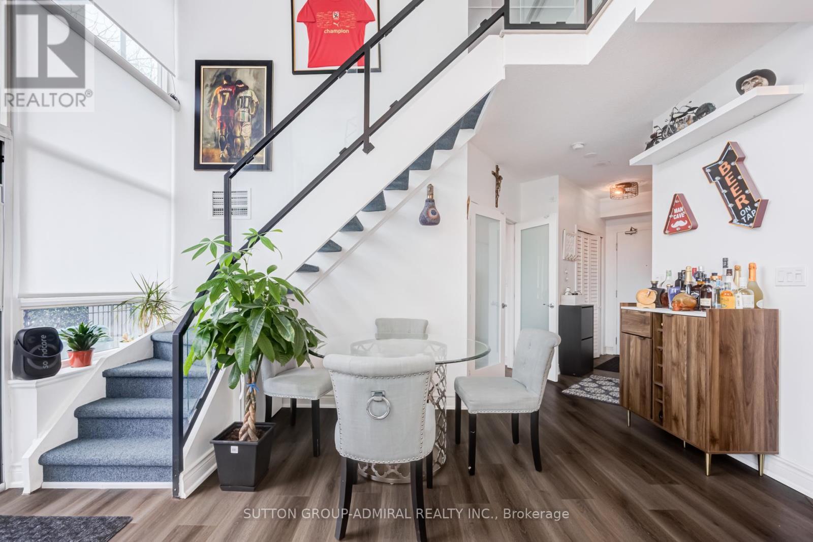 119 - 200 Manitoba Street, Toronto, ON