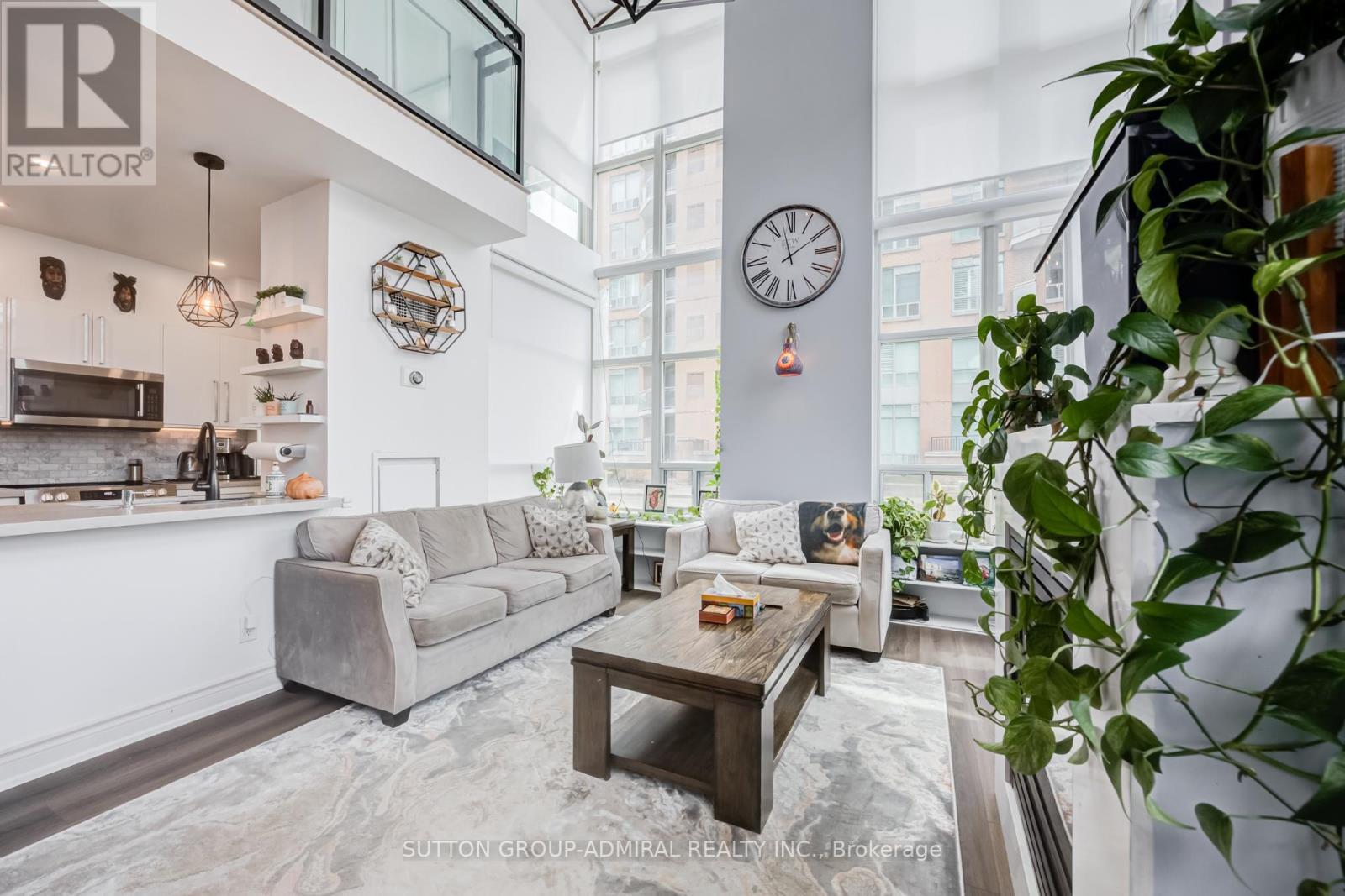 119 - 200 Manitoba Street, Toronto, ON