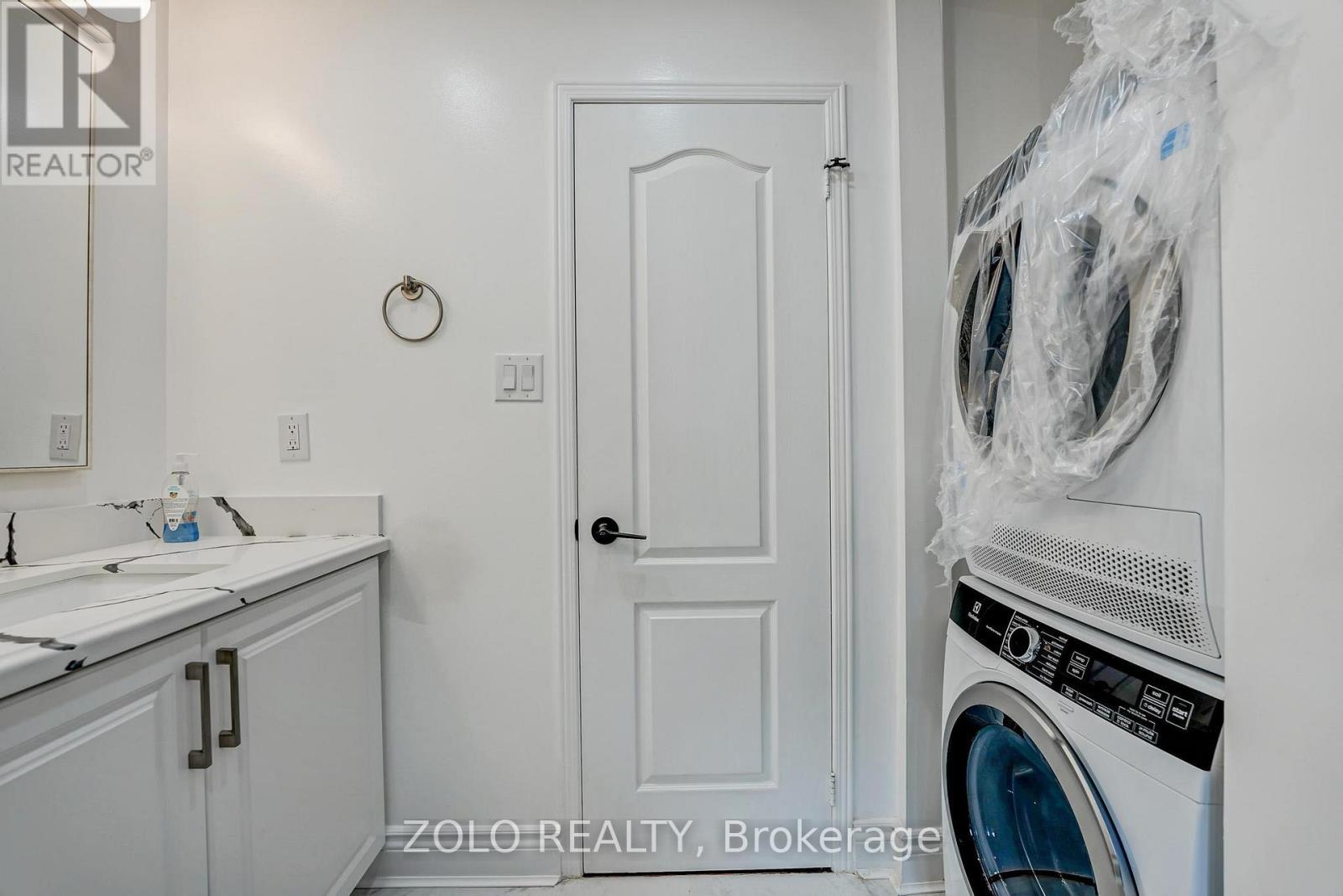 5458 Tasha Drive, Mississauga, ON