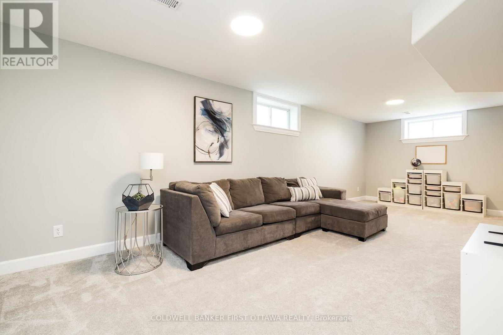 187 Glenncastle Drive, Ottawa, ON
