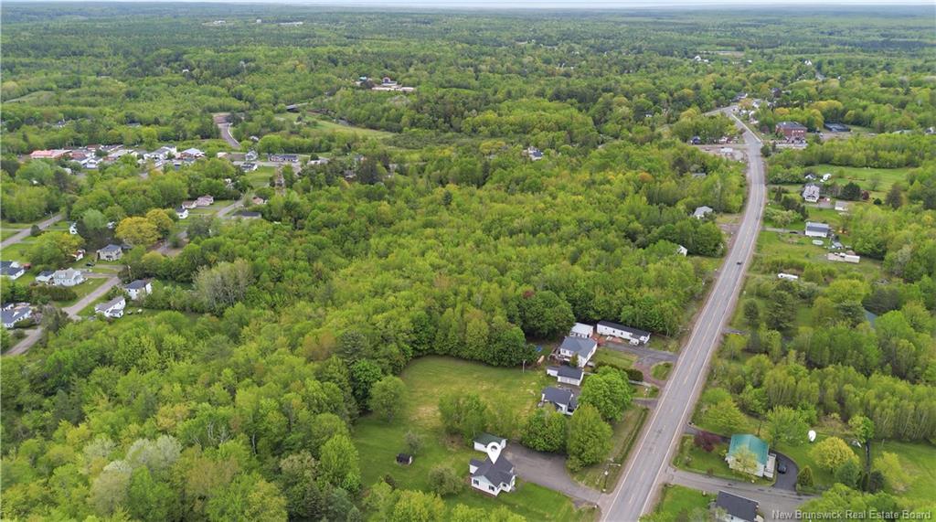 305 Pleasant Dr, Minto, NB