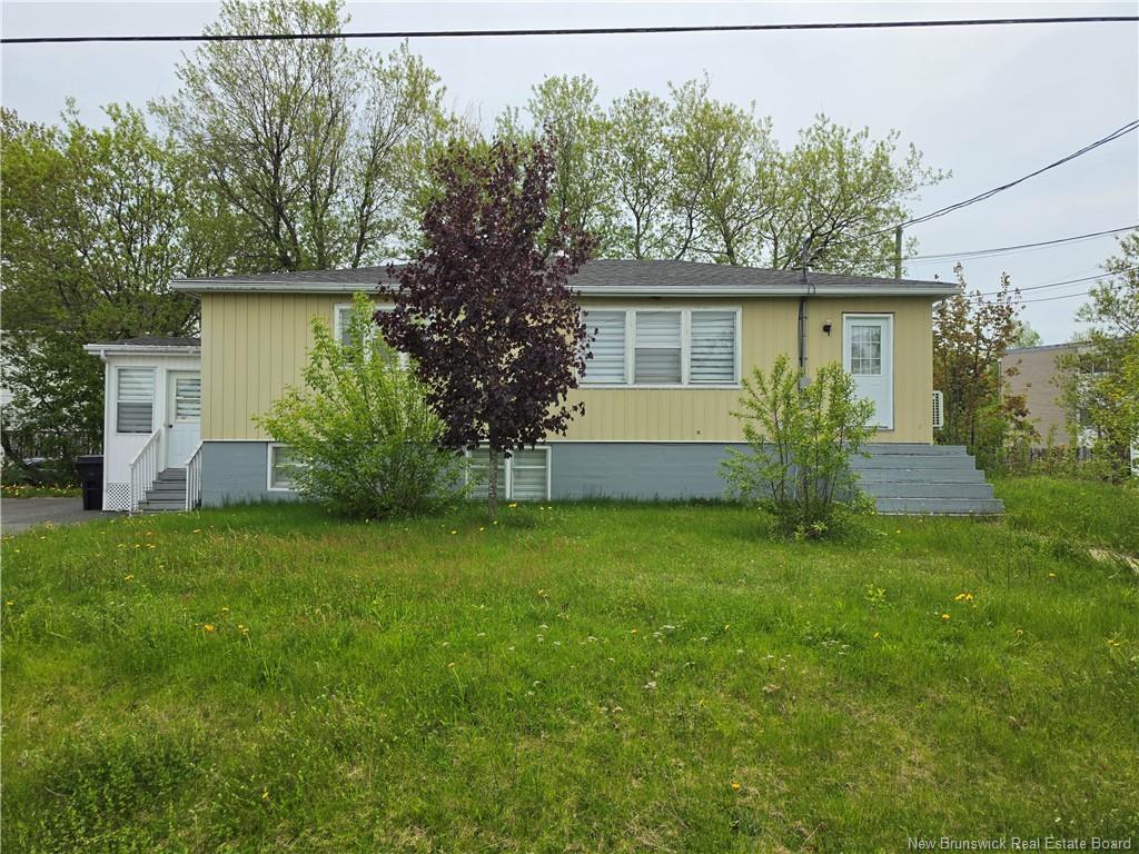 665 St Simon, Bathurst, NB