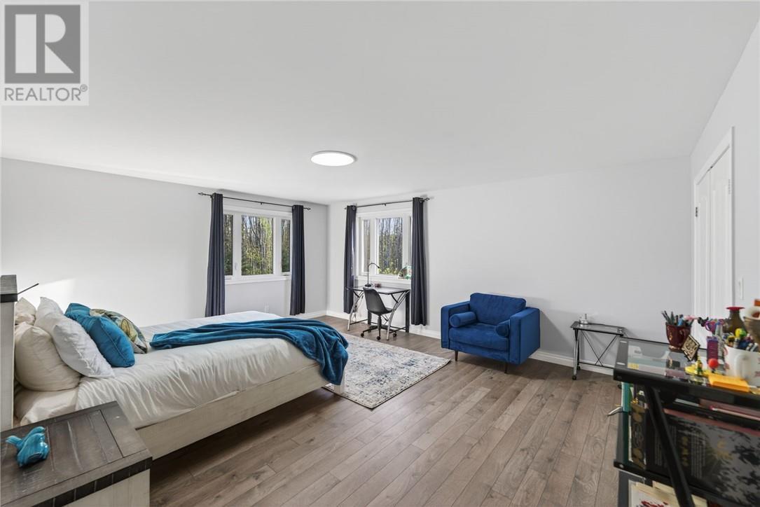 5381 Desmarais, Sudbury, ON