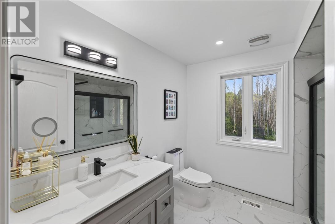 5381 Desmarais, Sudbury, ON