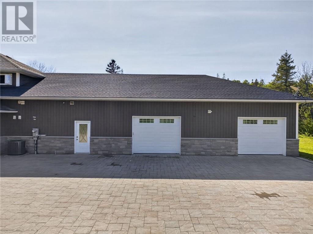 5381 Desmarais, Sudbury, ON
