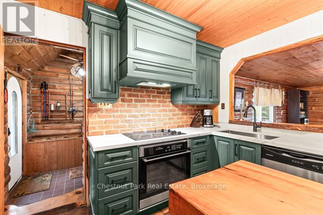 893 Relative Road, Armour, ON