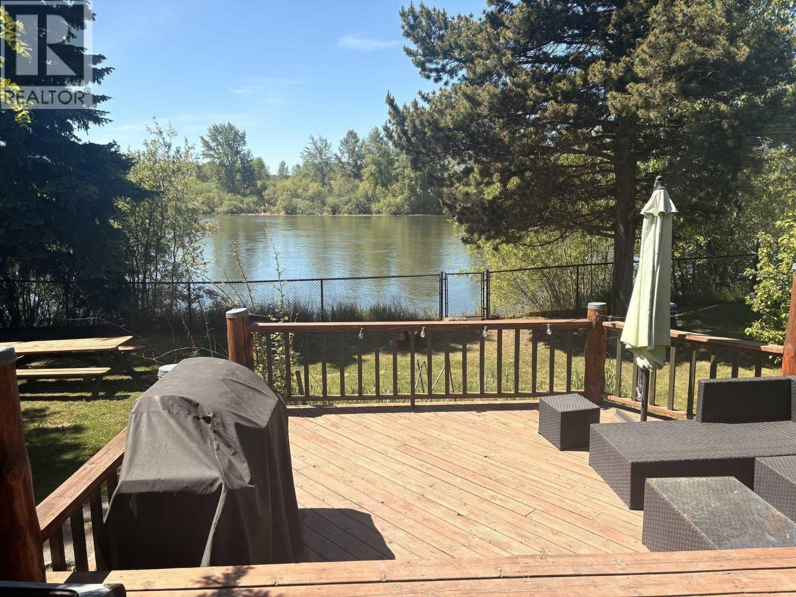 330 Reid Drive, Vanderhoof, BC - Outdoor With Body Of Water