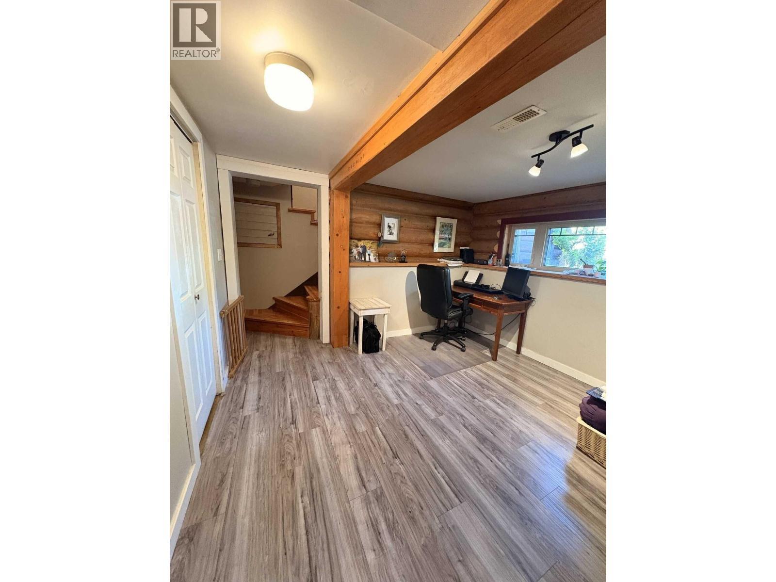 330 Reid Drive, Vanderhoof, BC - Indoor
