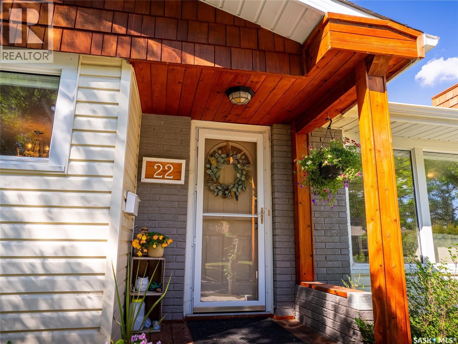 22 Calder Crescent, Regina, SK