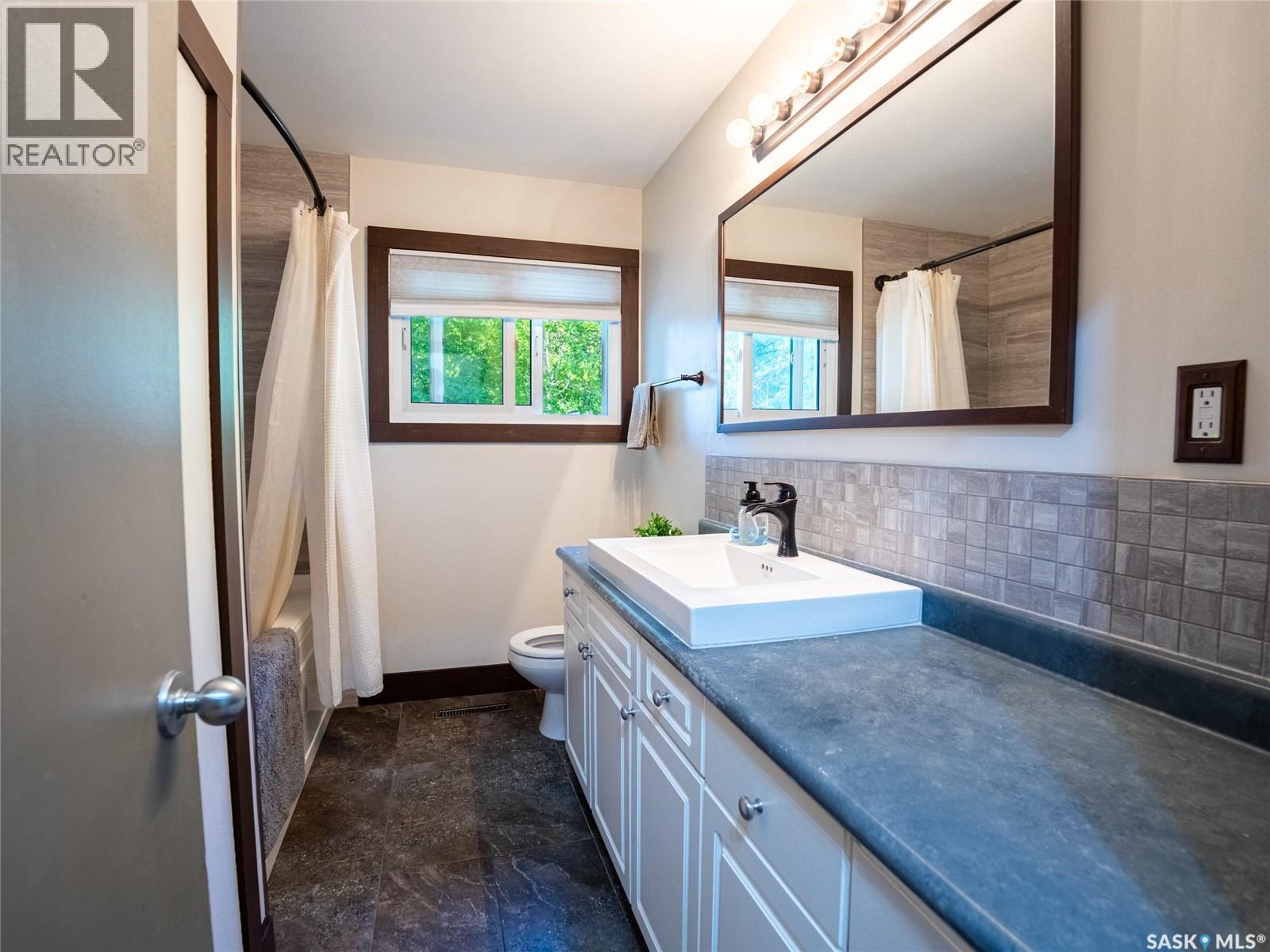 22 Calder Crescent, Regina, SK