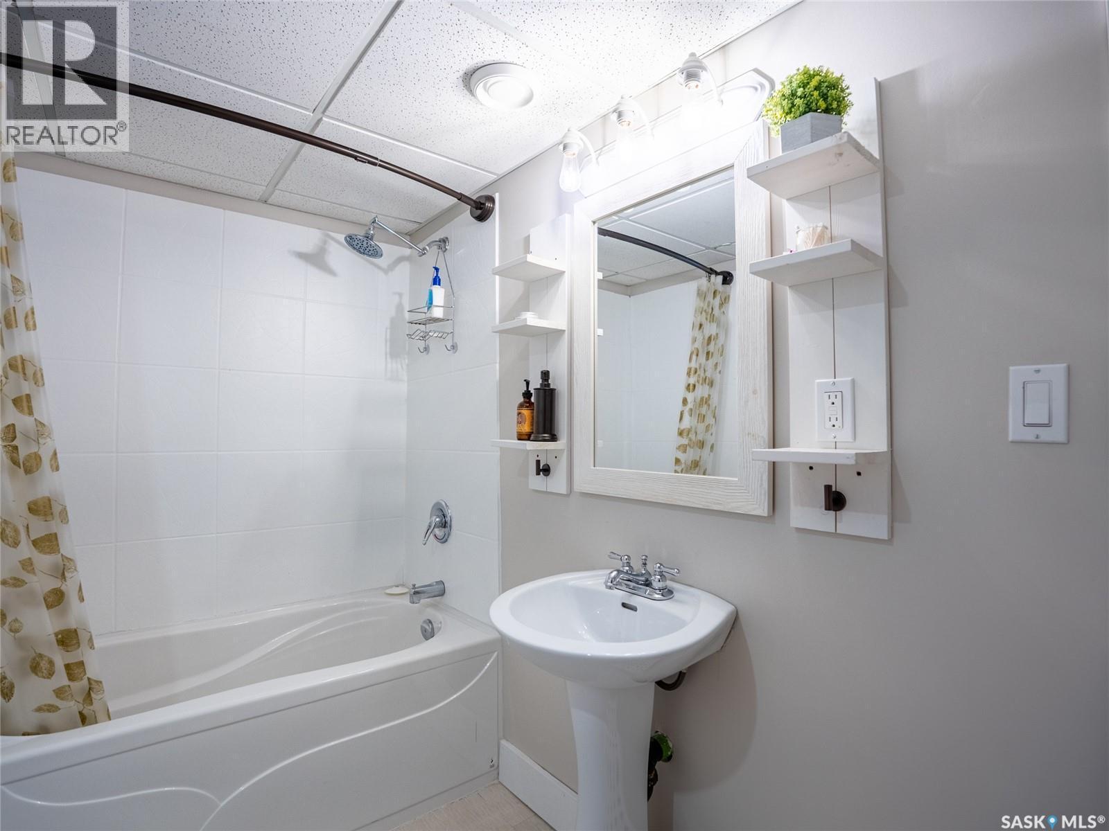 22 Calder Crescent, Regina, SK