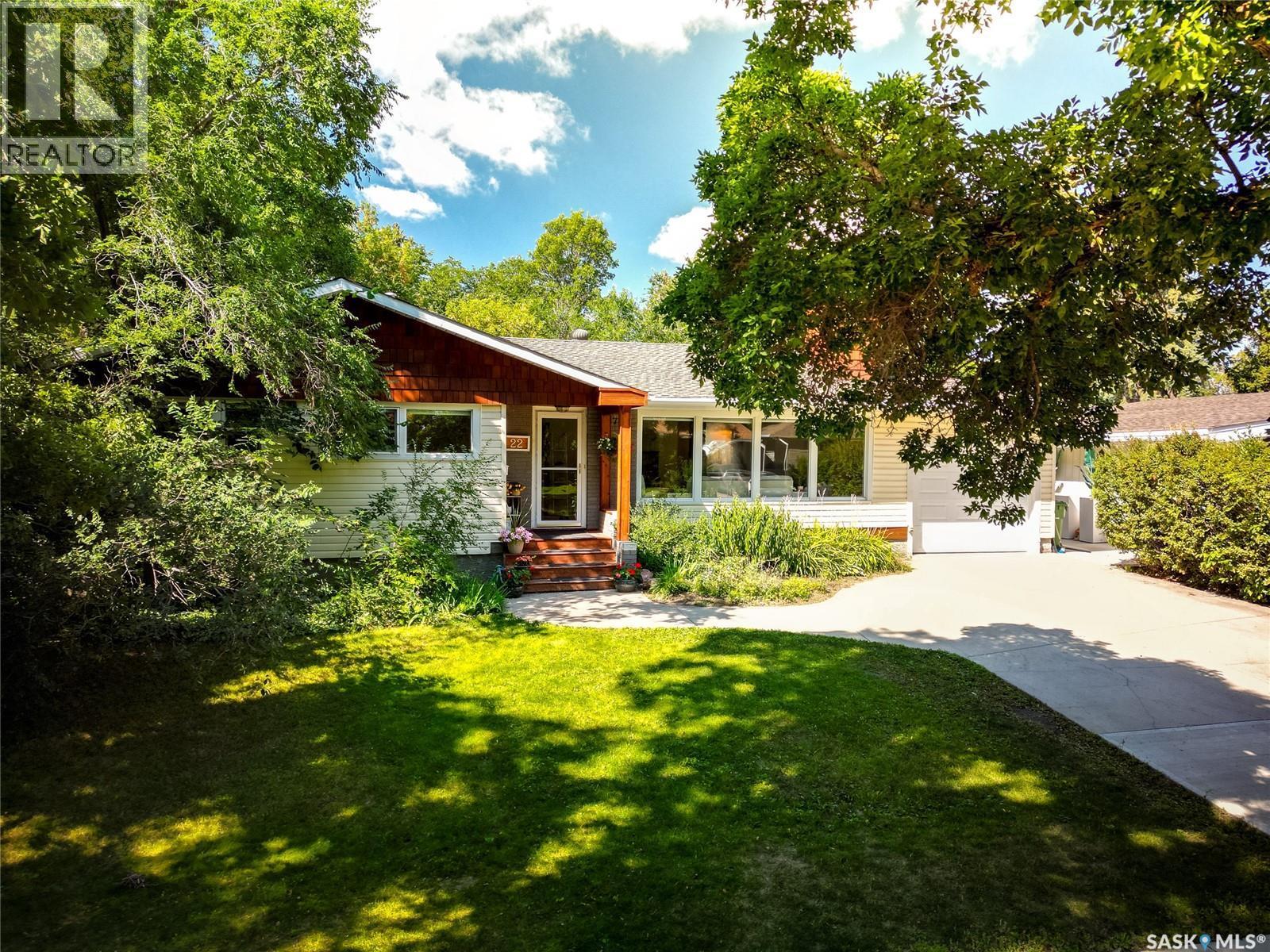 22 Calder Crescent, Regina, SK