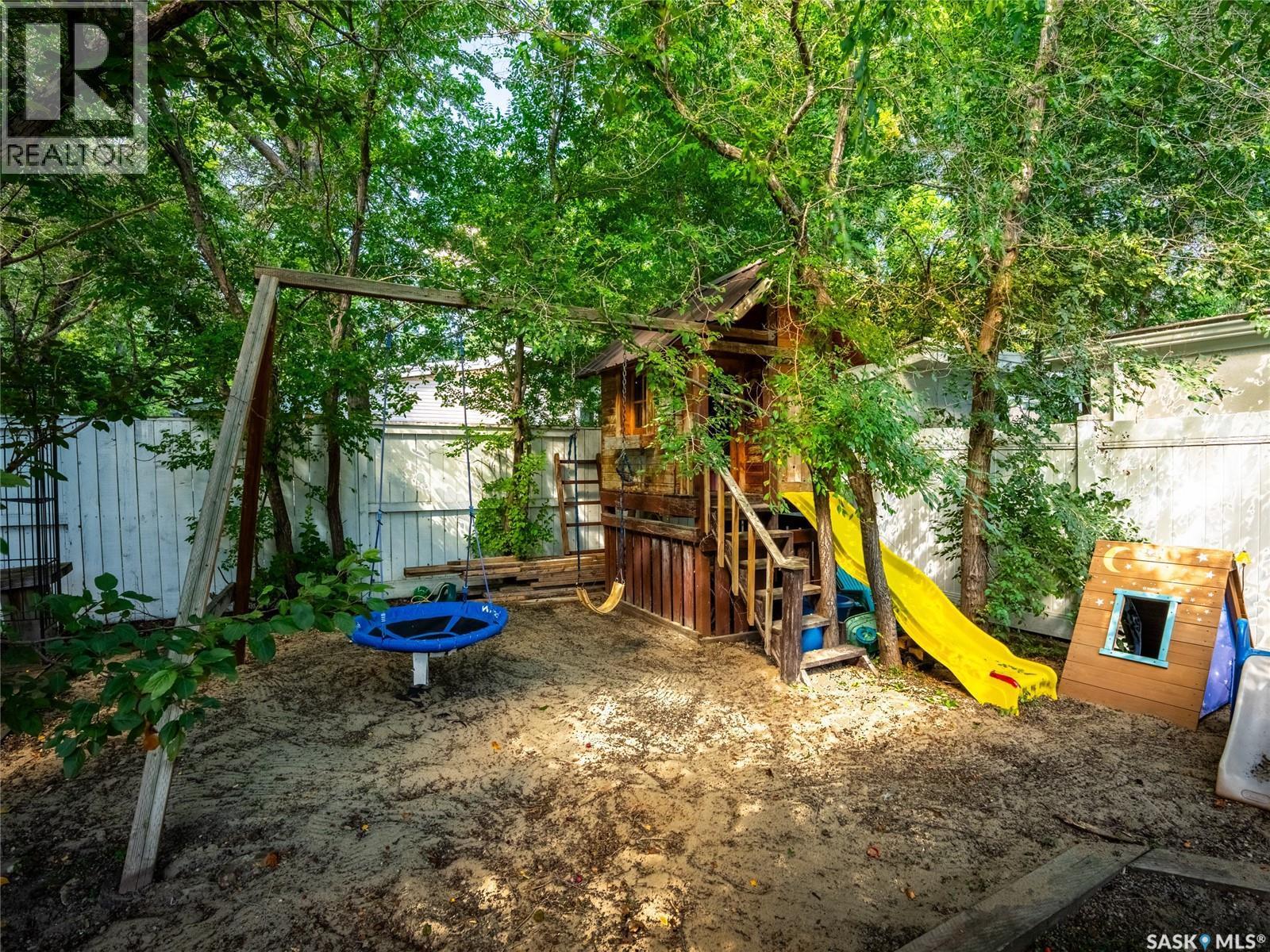 22 Calder Crescent, Regina, SK