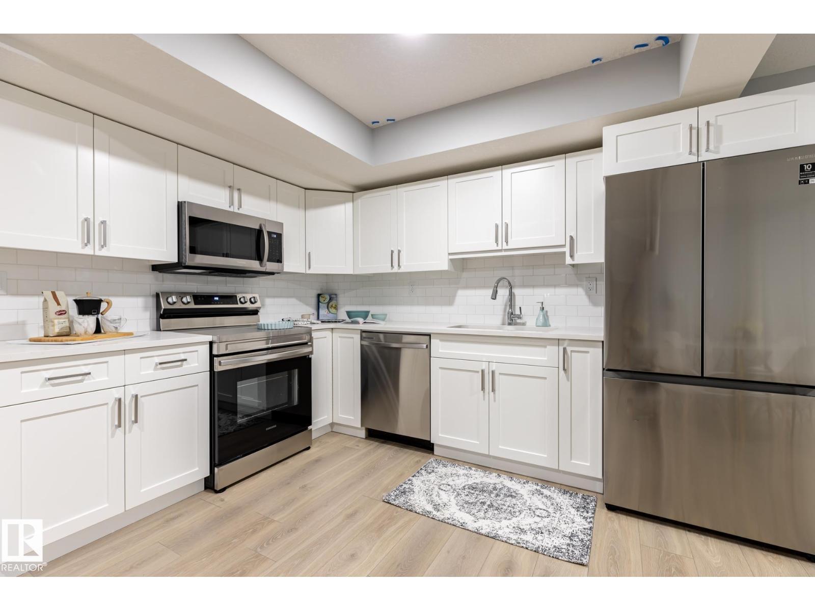 17820 70 St Nw, Edmonton, AB