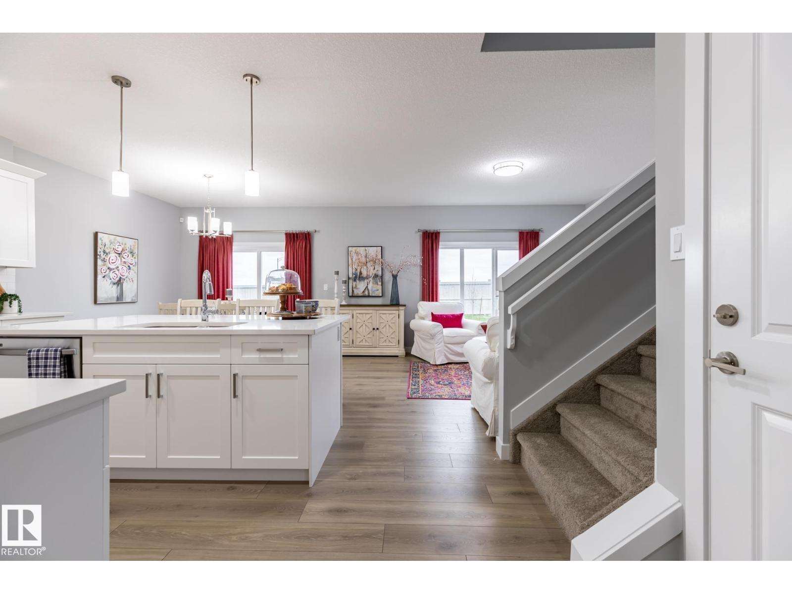 17820 70 St Nw, Edmonton, AB