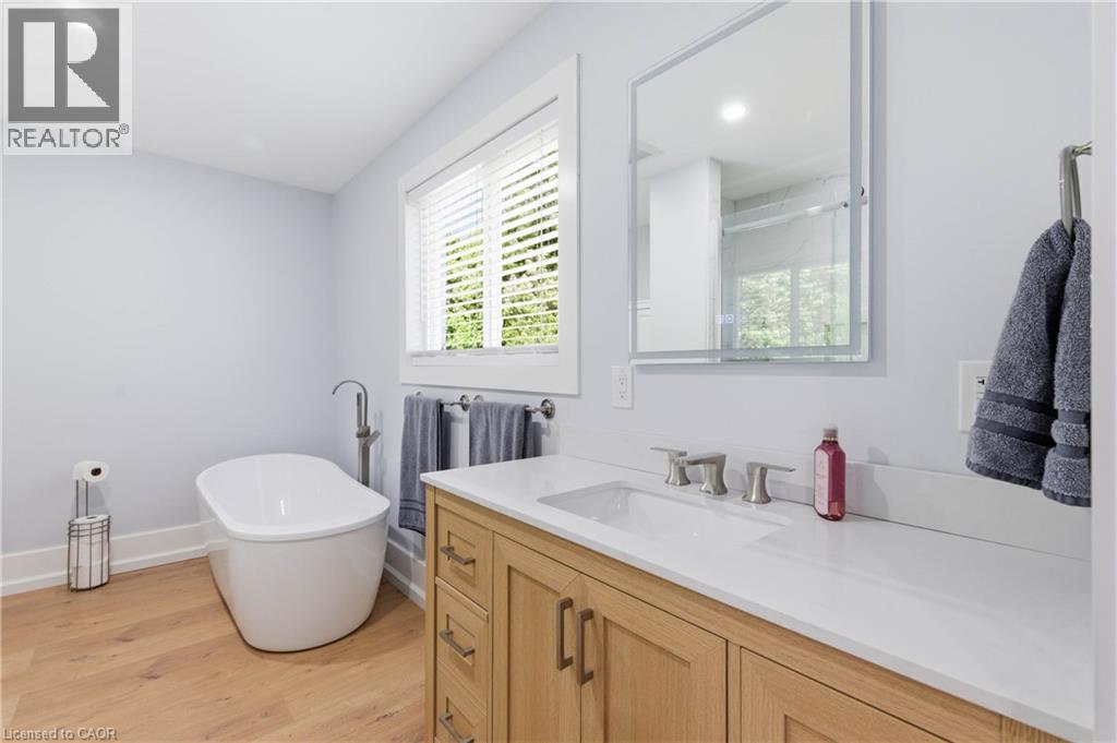 Primary Bedroom 4 Piece Ensuite - 199 Winstanley Street, Monkton, ON - Indoor Photo Showing Bathroom