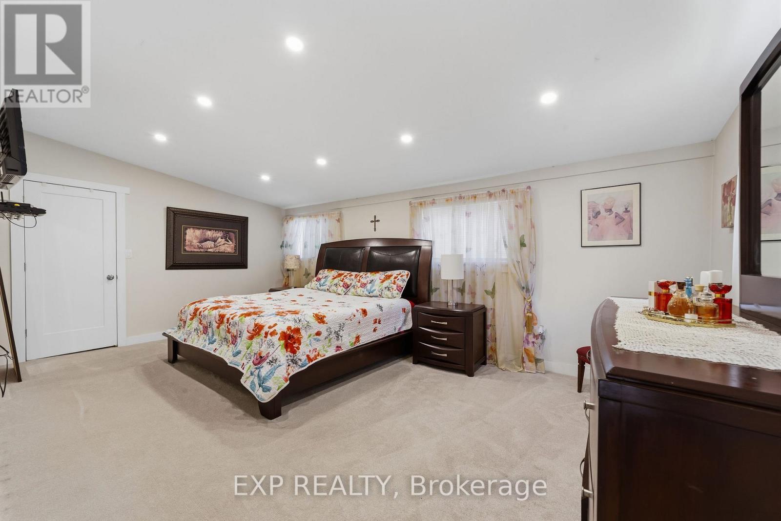 29 Winniett Street, Woodstock (Woodstock - North), ON