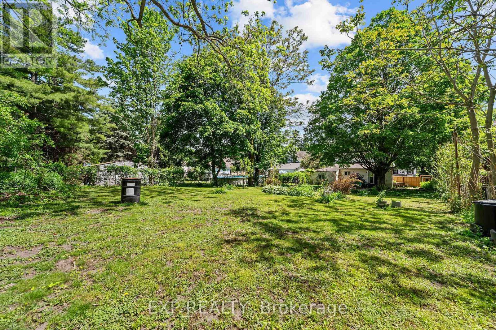 29 Winniett Street, Woodstock (Woodstock - North), ON