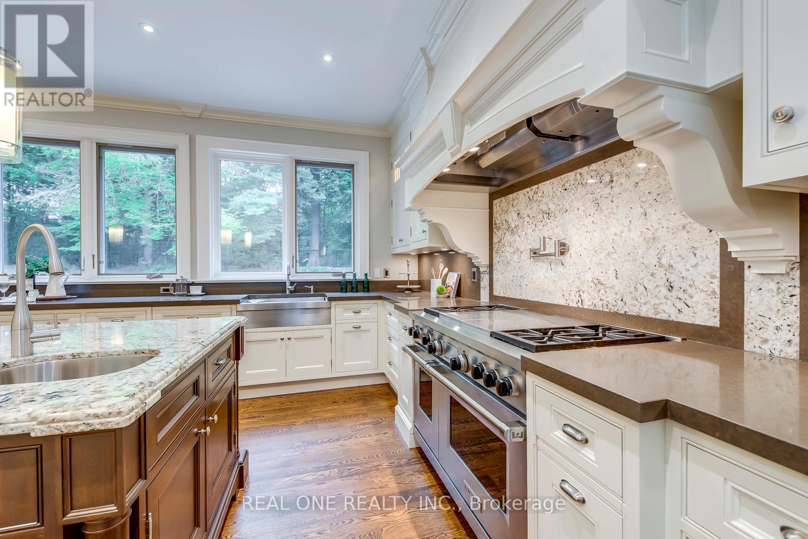 767 Parkland Avenue, Mississauga, ON