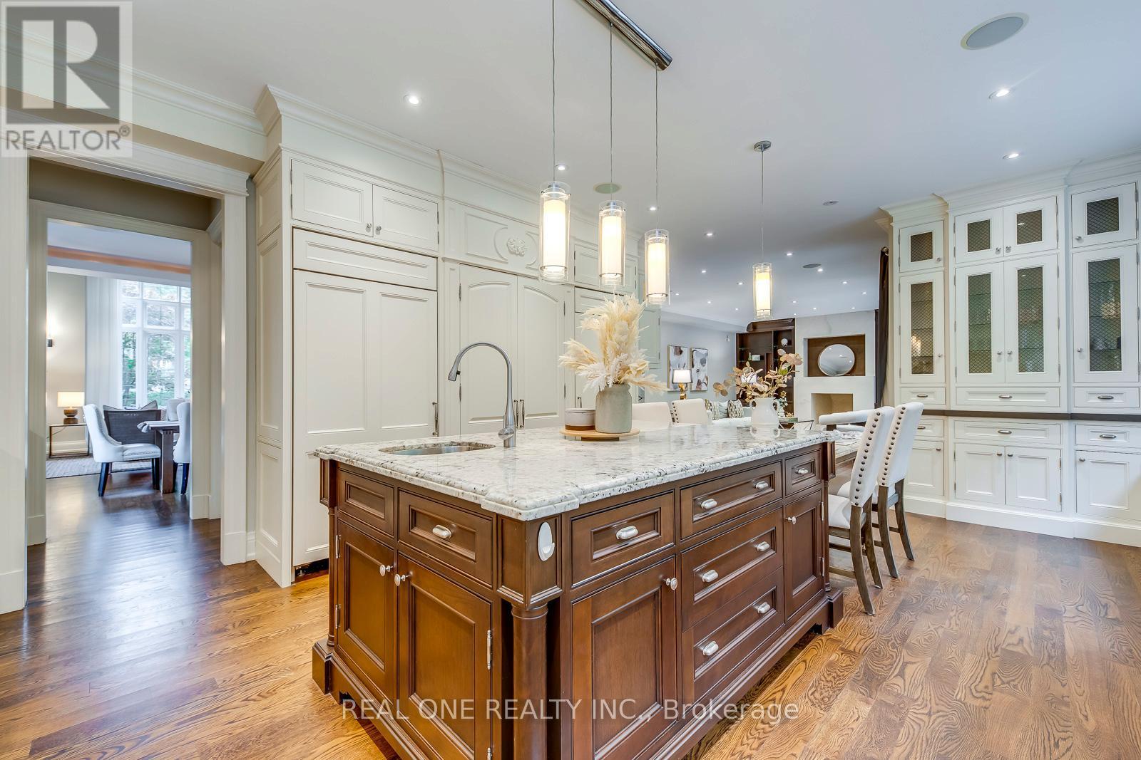 767 Parkland Avenue, Mississauga, ON
