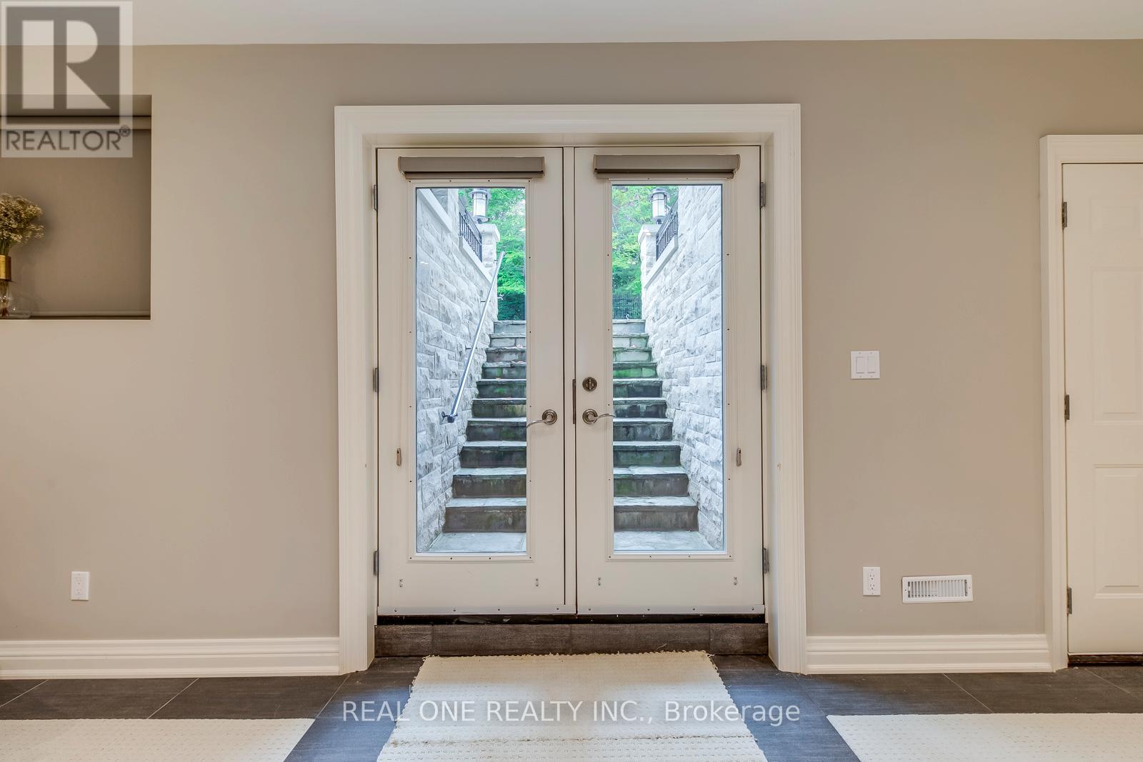 767 Parkland Avenue, Mississauga, ON