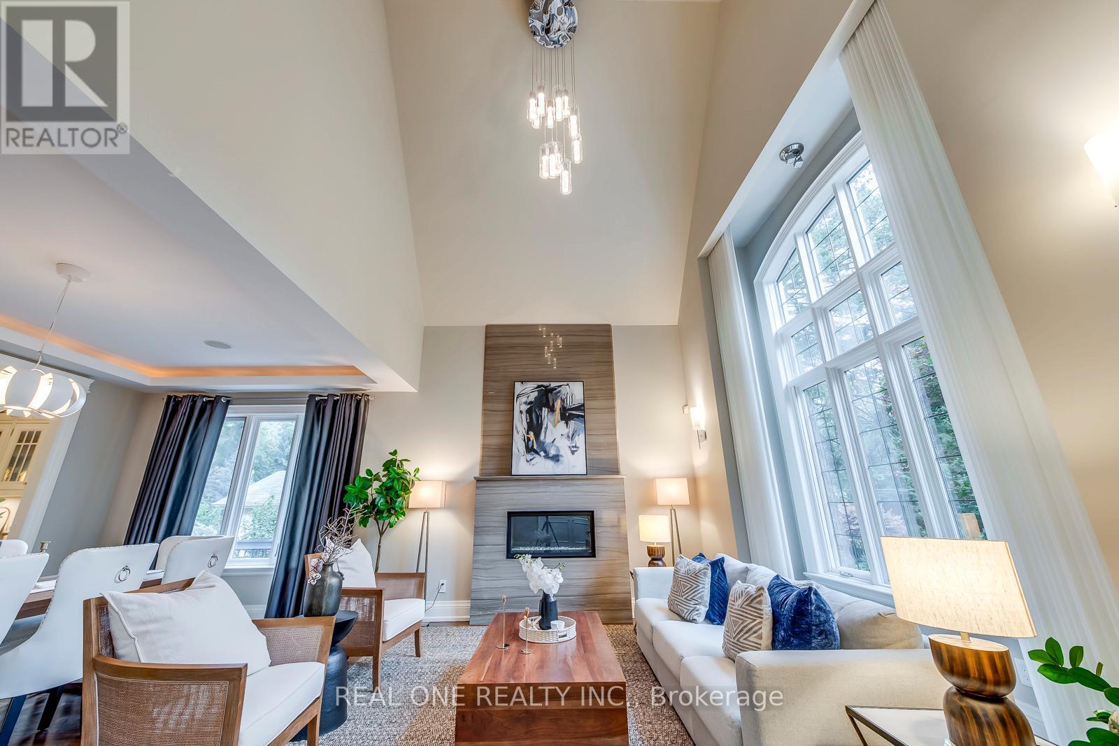 767 Parkland Avenue, Mississauga, ON