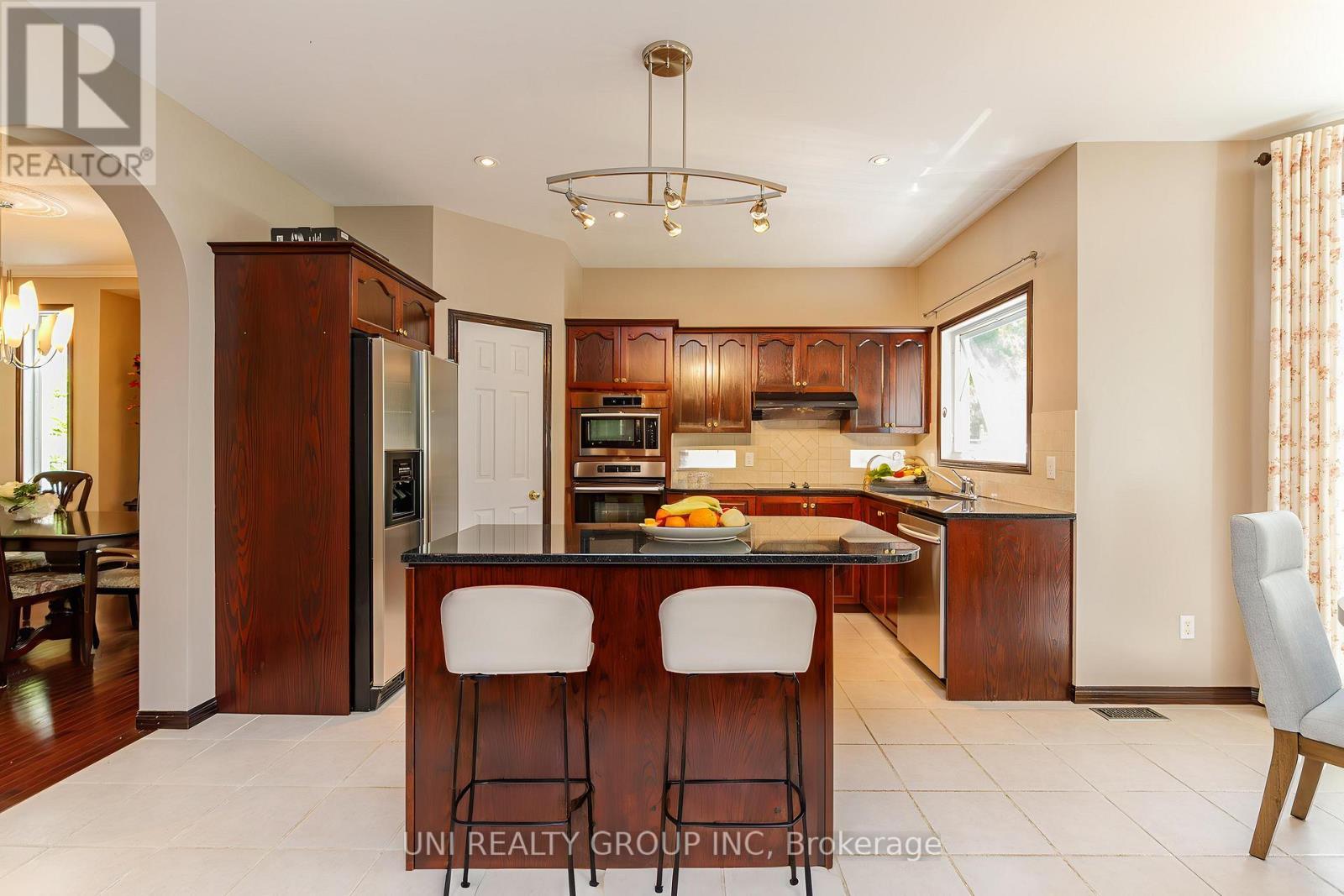 11 Langford Crescent, Ottawa, ON