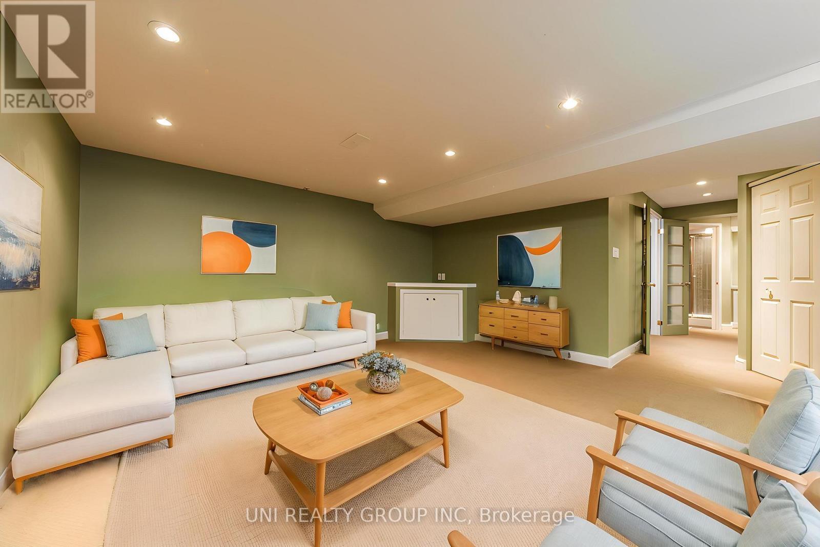 11 Langford Crescent, Ottawa, ON