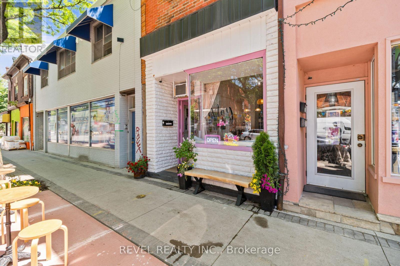 334 James Street N, Hamilton, ON
