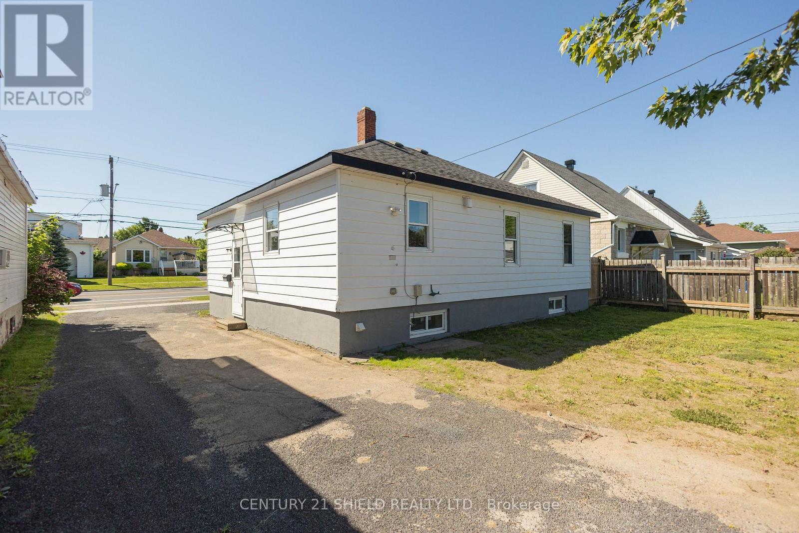 1008 Second Street E. Street, Cornwall, ON