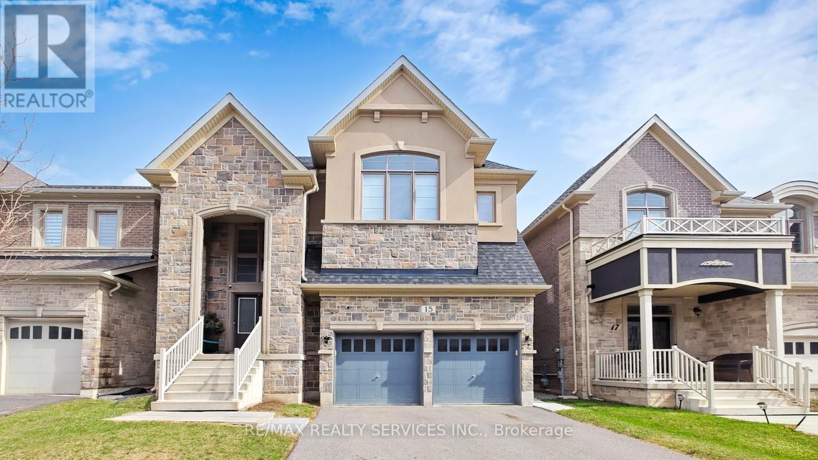 15 Rolling Rock Way, Brampton, ON