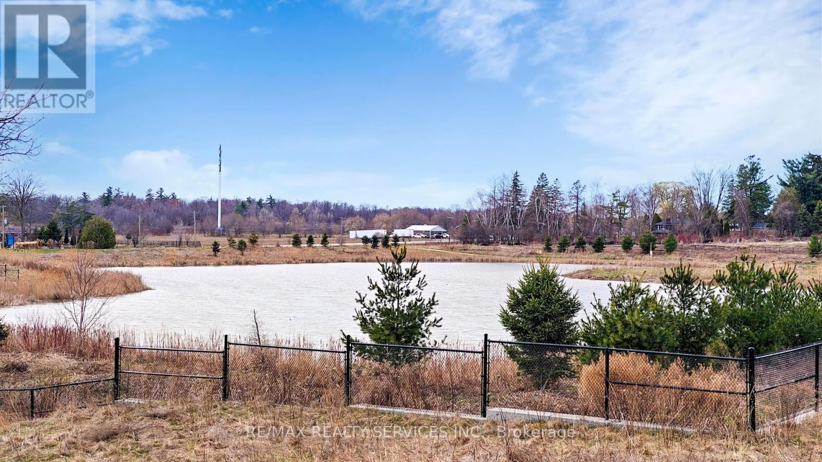 15 Rolling Rock Way, Brampton, ON