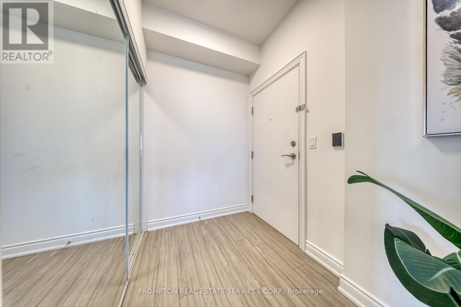 1208 - 38 Cedarland Drive, Markham, ON