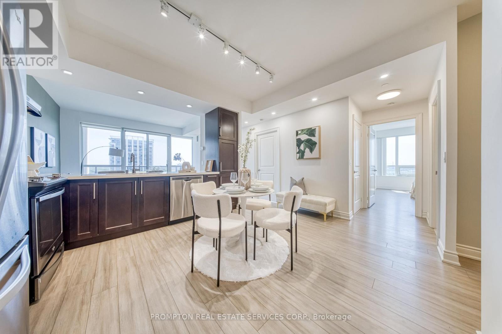 1208 - 38 Cedarland Drive, Markham, ON
