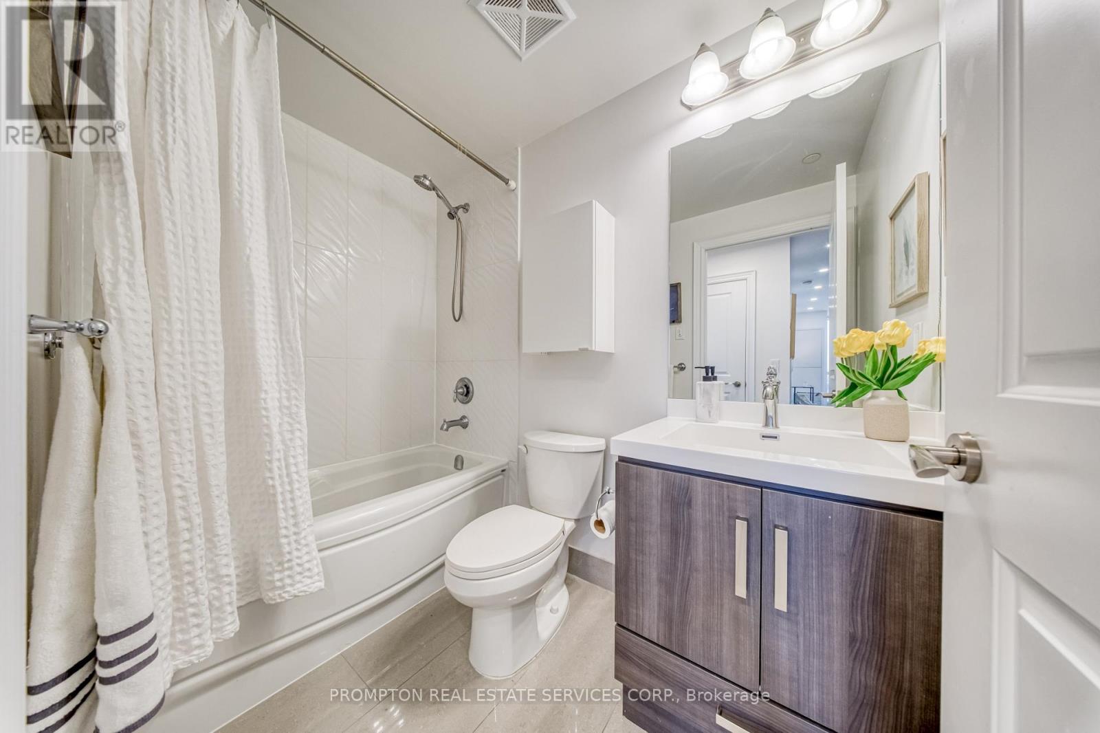 1208 - 38 Cedarland Drive, Markham, ON