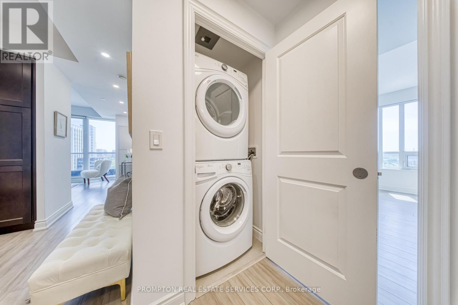 1208 - 38 Cedarland Drive, Markham, ON