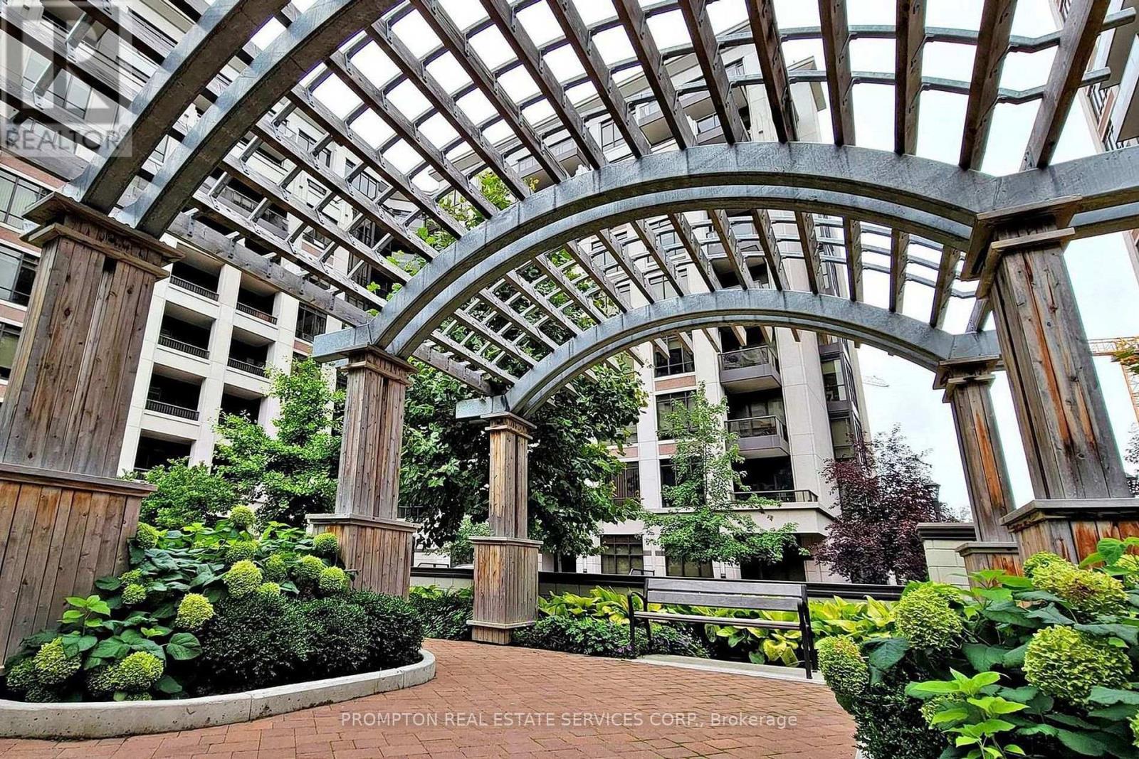 1208 - 38 Cedarland Drive, Markham, ON