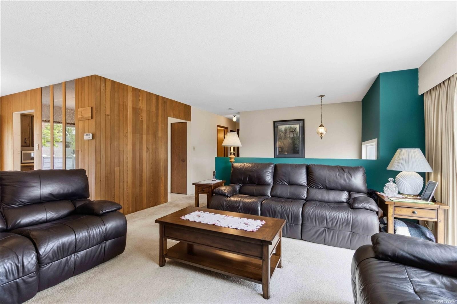 564 Oconnell Pl, Saanich, BC
